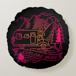 Ontdek meer roze Camper Van Mountain Natuur Lover Rond Kussen