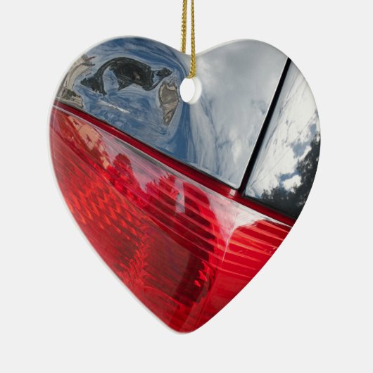 Ontdekte klep keramisch ornament (Rechts)