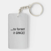 Onthoud de verjaardag van de vrouw, grappig citaat sleutelhanger (achterkant)