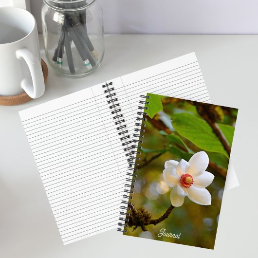 Ontluikende Witte Magnolia Bloem Notitieboek