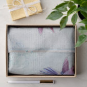 Ontmanteling van levende vogels en paarse bloemen tissuepapier (Geschenk)