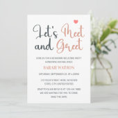 Ontmoet en Groet Pasgeboren Welkom Party Uitnodigi Kaart (Staand voorkant)