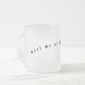 ontmoet me bij Midnight Frosted Mok (Voorkant links)