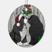 Ontmoet me onder de mistletoe Newfoundland Keramisch Ornament (Links)