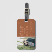 Ontmoet ons in | Moderne foto Save the Date Bagagelabel (Voorkant (verticaal))