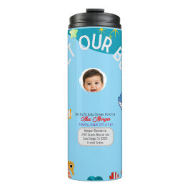 Ontmoet onze jongen baby shower uitnodiging- Onder Thermosbeker