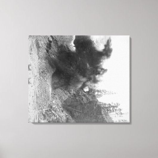 Ontplofbare aftakking aan de zijkant van de bergen canvas afdruk (Voorkant)