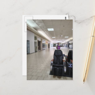 Ontspan in Liminal Space Verlaten Winkelcentrum Briefkaart