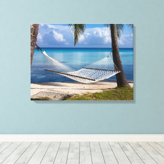 Ontspan op een hangmat tussen twee palmbomen canvas afdruk (Insitu (Houten vloer))