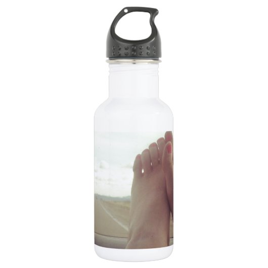 ontspan voeten op het dashboard waterfles (Voorkant)