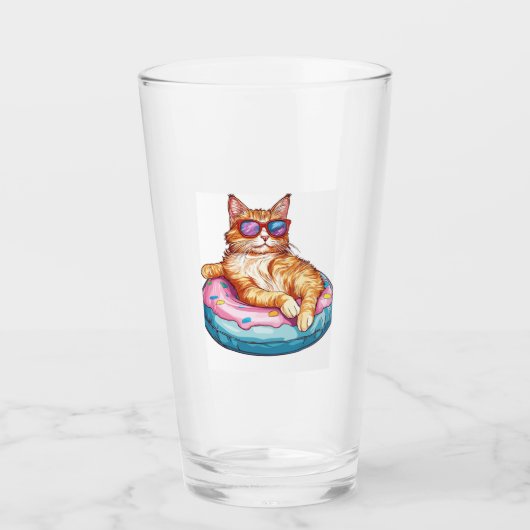 Ontspannen Kat Zomerstemming � Grappige Kitty bij Glas (Voorkant)
