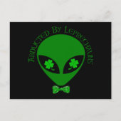 Ontvoerd door Alien Leprechauns Briefkaart (Voorkant)