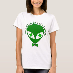 Ontvoerd door Alien Leprechauns T-shirt