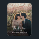 Ontwerp je eigen foto Dank je bruiloft Magneet<br><div class="desc">Ontwerp je eigen foto Dank u Trouwkaart. Elegante fotomagneet om te zeggen Dank u aan uw huwelijksgasten. U kunt uw eigen foto toevoegen,  uw eigen tekst en namen toevoegen.</div>