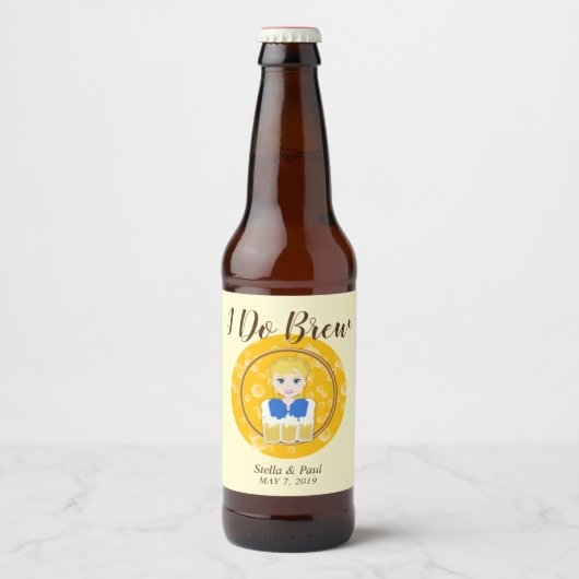 Ontwerp met een aardig meisje dat bier serveert etiket (Voorkant)
