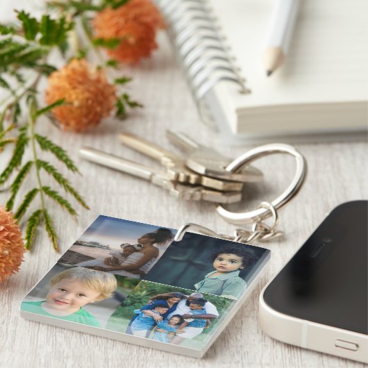 Ontwerp uw eigen aangepaste 4 fotocollage sleutelhanger (Voorkant Rechts)