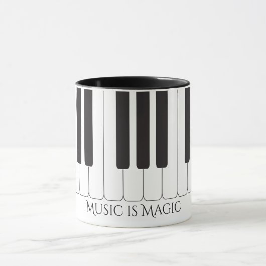 Ontwerp van aangepaste tekstuiteinden en ivoorpian mok (Midden)