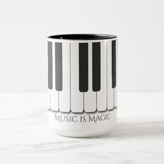 Ontwerp van aangepaste tekstuiteinden en ivoorpian mok (Midden)