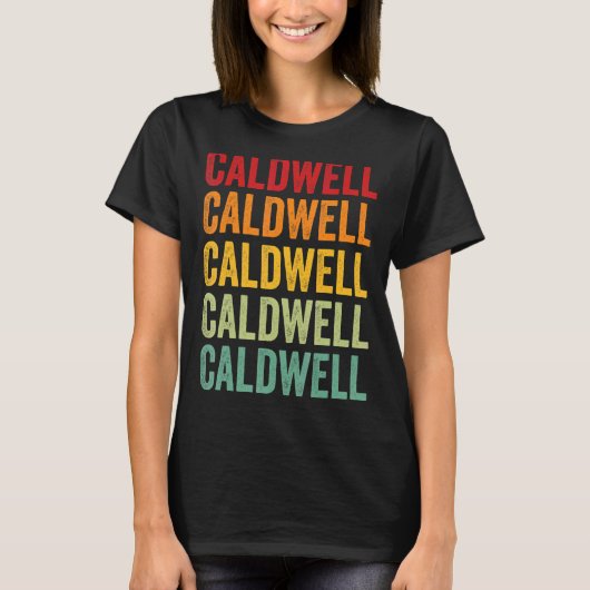 Ontwerp van de Rainbow-tekst van Caldwell County K T-shirt (Voorkant)