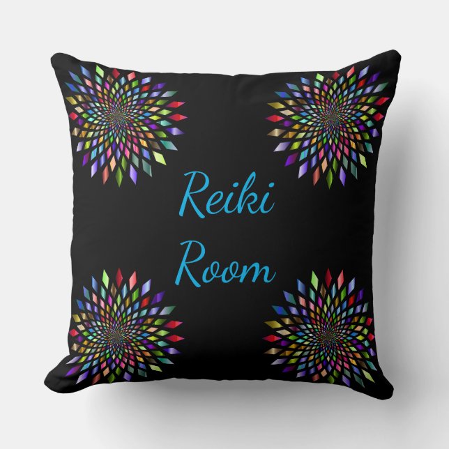 Ontwerp van de zwarte en kleurrijke Reiki Room Kussen (Voorkant)