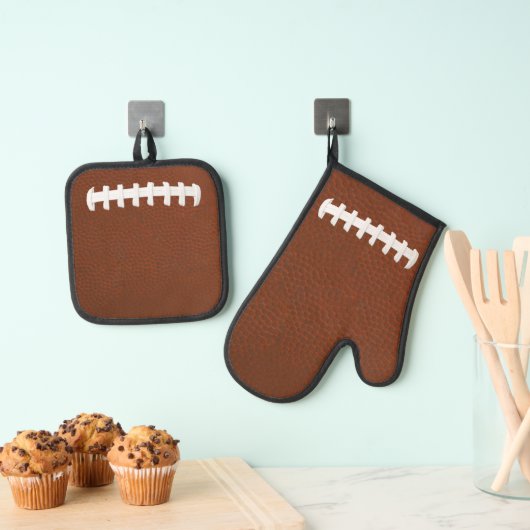 Ontwerp van football ovenwant & pannenlap set (Insitu(Ophanging))