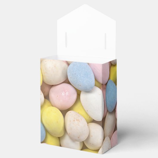 Ontwerp van Happy Easter-eieren Bedankdoosjes (Geopend)