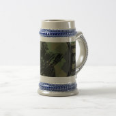 ontwerp van militaire camouflage bierpul (Voorkant rechts)