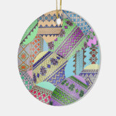 Ontwerp van Oekraïense paaseieren (Pysanky) Keramisch Ornament (Links)