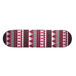 Ontwerp van tribaal roze en zwarte aztec skateboard