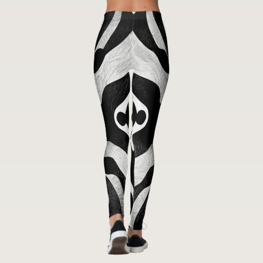 Ontwerp van zwart en wit proefmodel leggings (Achterkant)