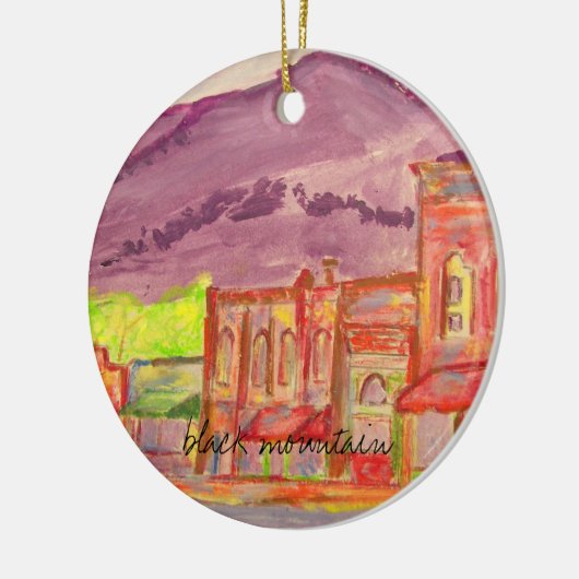 ontwerp voor zwarte bergkunst keramisch ornament (Links)