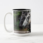 Ontwerppaarden 842 tweekleurige koffiemok (Links)