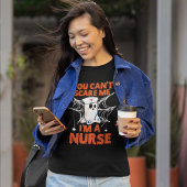 Onverschrokken Halloween Nurse Tri-Blend Shirt
