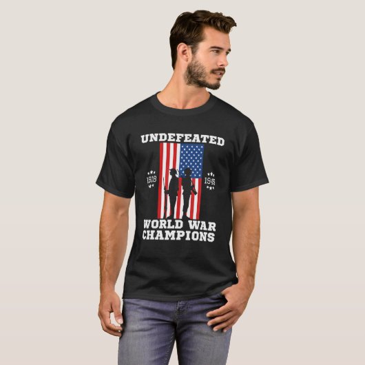 Onverslagen World War Champions 4 juli USA Amerika T-shirt (Voorkant volledig)
