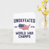 Onverslagen World War Champs T Shirt 4 juli 17 Kaart (Gele Bloem)