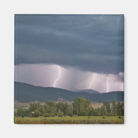 Onweer produceerde bliksem in de Jocko Magneet (Voorkant)