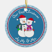 Onze 1e Kerst Getrouwd Gift Leuk Sneeuwkoppel Keramisch Ornament (Voorkant)