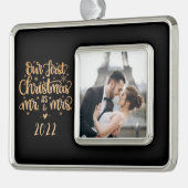 Onze 1e Kerstmis Gepersonaliseerde Kerstmis Orname Verzilverd Omlijst Ornament (Links)