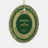 Onze 1e Kerstmis samen Gouden Krans op groen - Keramisch Ornament (Rechts)