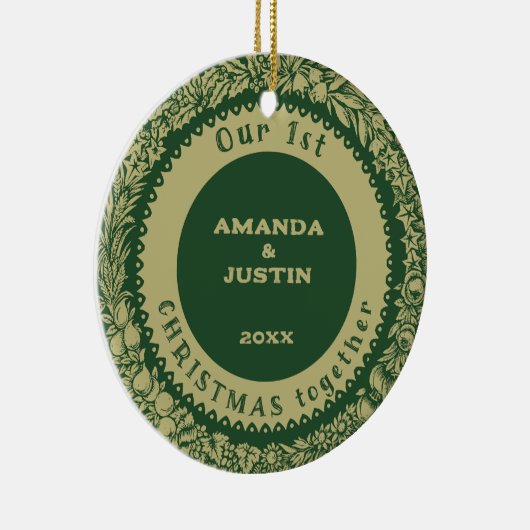 Onze 1e Kerstmis samen Gouden Krans op groen - Keramisch Ornament (Rechts)