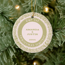 Onze 1e Kerstmis samen Gouden Krans op roos - Keramisch Ornament