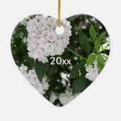 Onze 1e Kerstmis Witte Berg Laurel Bloemen Keramisch Ornament (Achterkant)