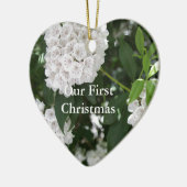 Onze 1e Kerstmis Witte Berg Laurel Bloemen Keramisch Ornament (Links)