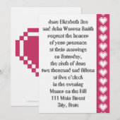 Onze 8-bit harten in Raspberry bruiloft uitnodigin Kaart (Voorkant / Achterkant)