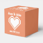 Onze 8-bits harten in Coral Favor Box Bedankdoosjes (Achterkant)
