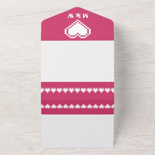 Onze 8-bits harten in frambozen all in one uitnodiging (Buitenkant)