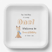 Onze Baby wordt een Schattigee Giraffe 1e verjaard Papieren Bordje (Voorkant)