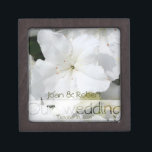 Onze bruiloft Azalea Floral Fotografie Gift Box Premium Decoratiedoosje<br><div class="desc">Eenvoudige bloemen - Floral Fotografie met dit moderne design voor uw Weddenschap</div>