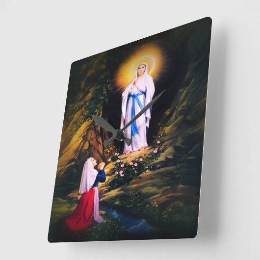 Onze dame van Lourdes Vierkante Klok (Hoek)