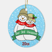 Onze derde kerst keramisch ornament (Links)